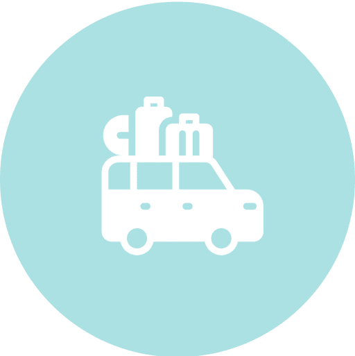 White icon of a car with luggage on its roof, displayed on a light blue circular background.